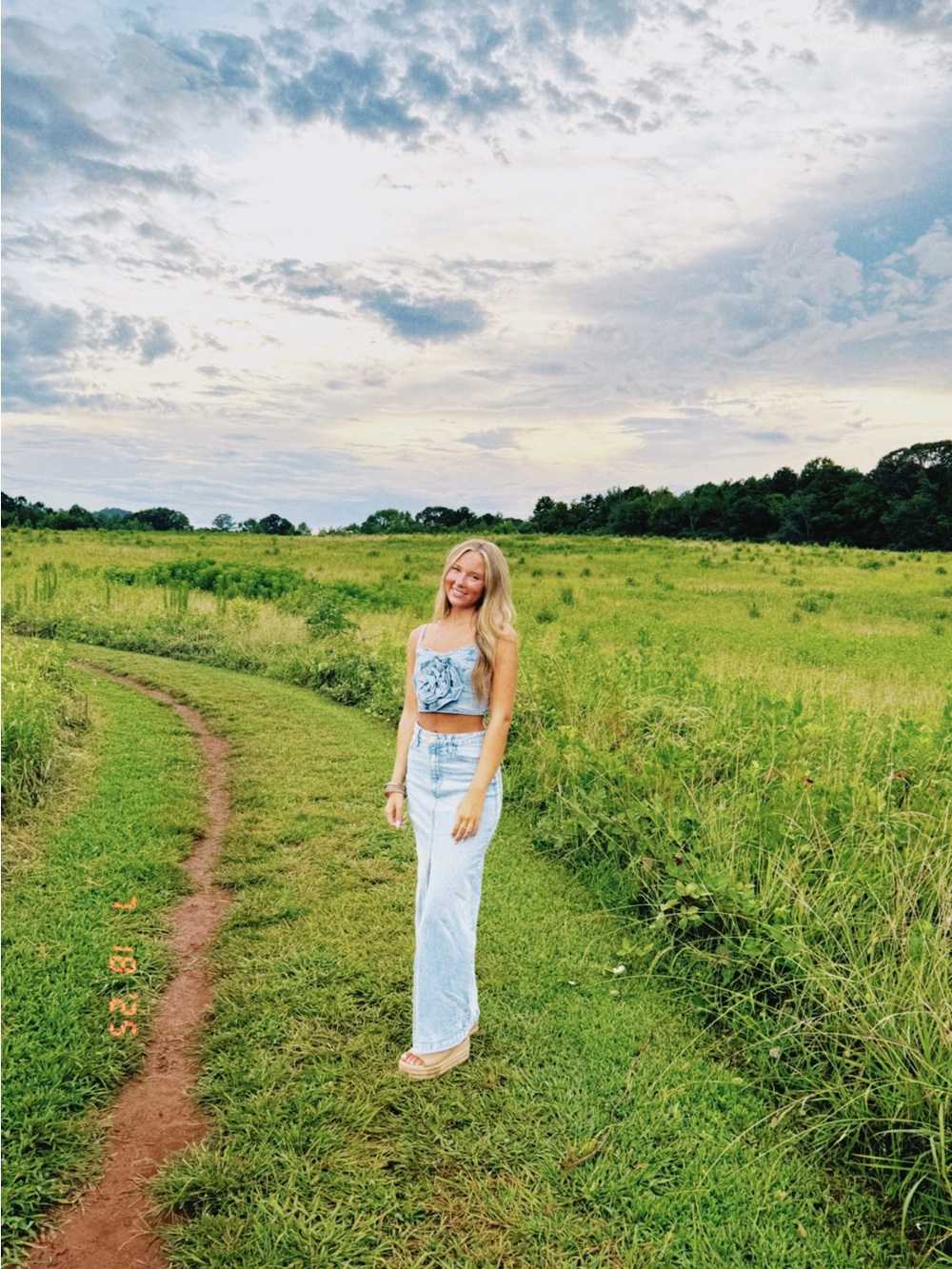 Show Me Your MuMu Light Blue Floral Crop Top and Light Wash Jeans